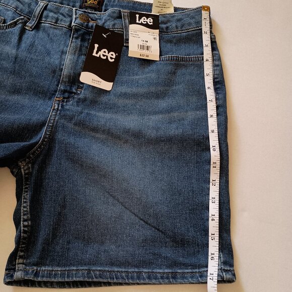 Lee Denim Mid Rise Shorts Women’s Size 14 NWT - Picture 11 of 12